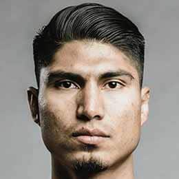 Mikey Garcia Record & Stats